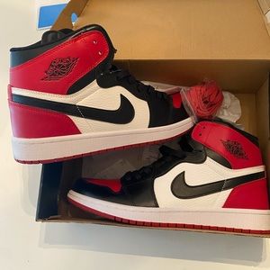 Jordan 1 Retro High Bred Toe
